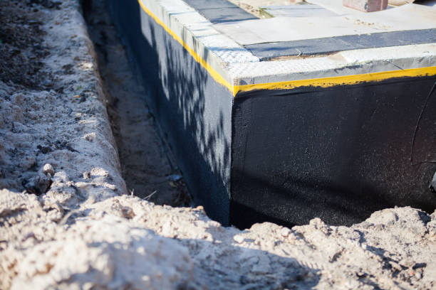 Professional Vapor Barrier Installation technician working in West Lebanon, IN